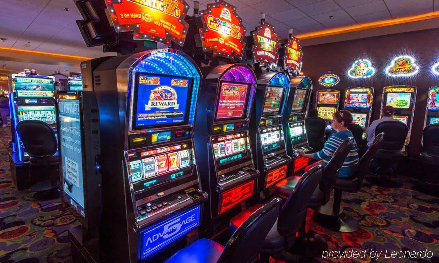 Apache Casino Hotel Lawton Buitenkant foto